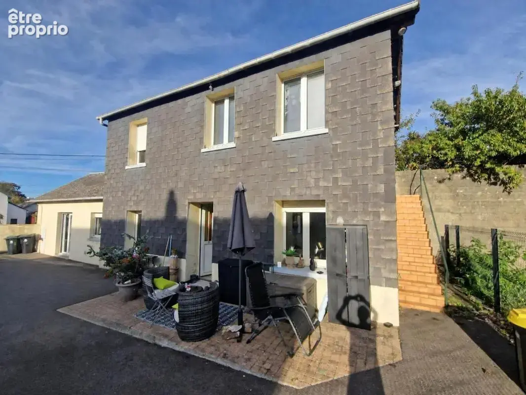 A saisir à Mesnil Esnard immeuble de rapport de 90 m² - photo 1