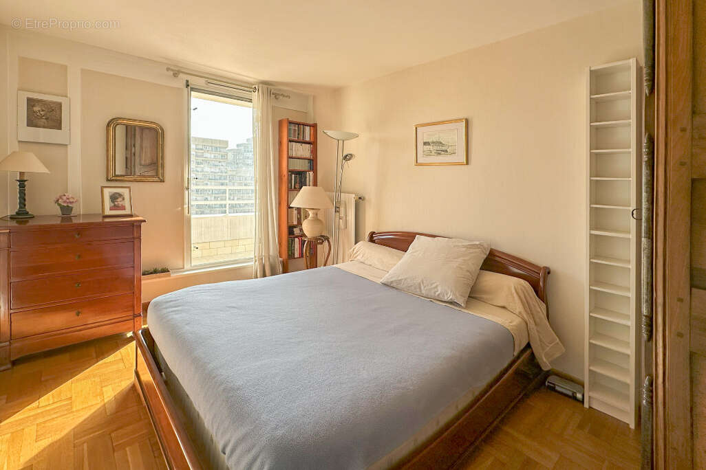 Appartement à NANTERRE
