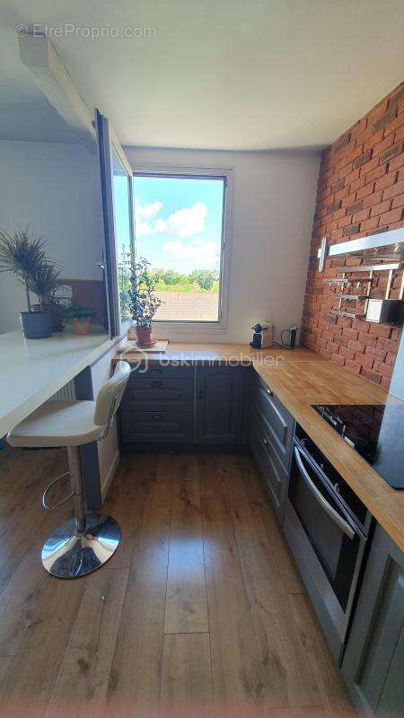 Appartement à TORCY