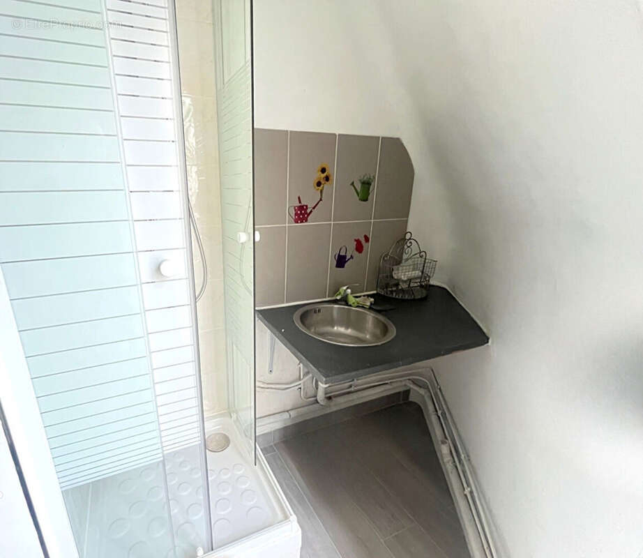 Appartement à PARIS-19E