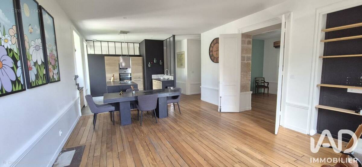 Photo 1 - Appartement à LONS-LE-SAUNIER