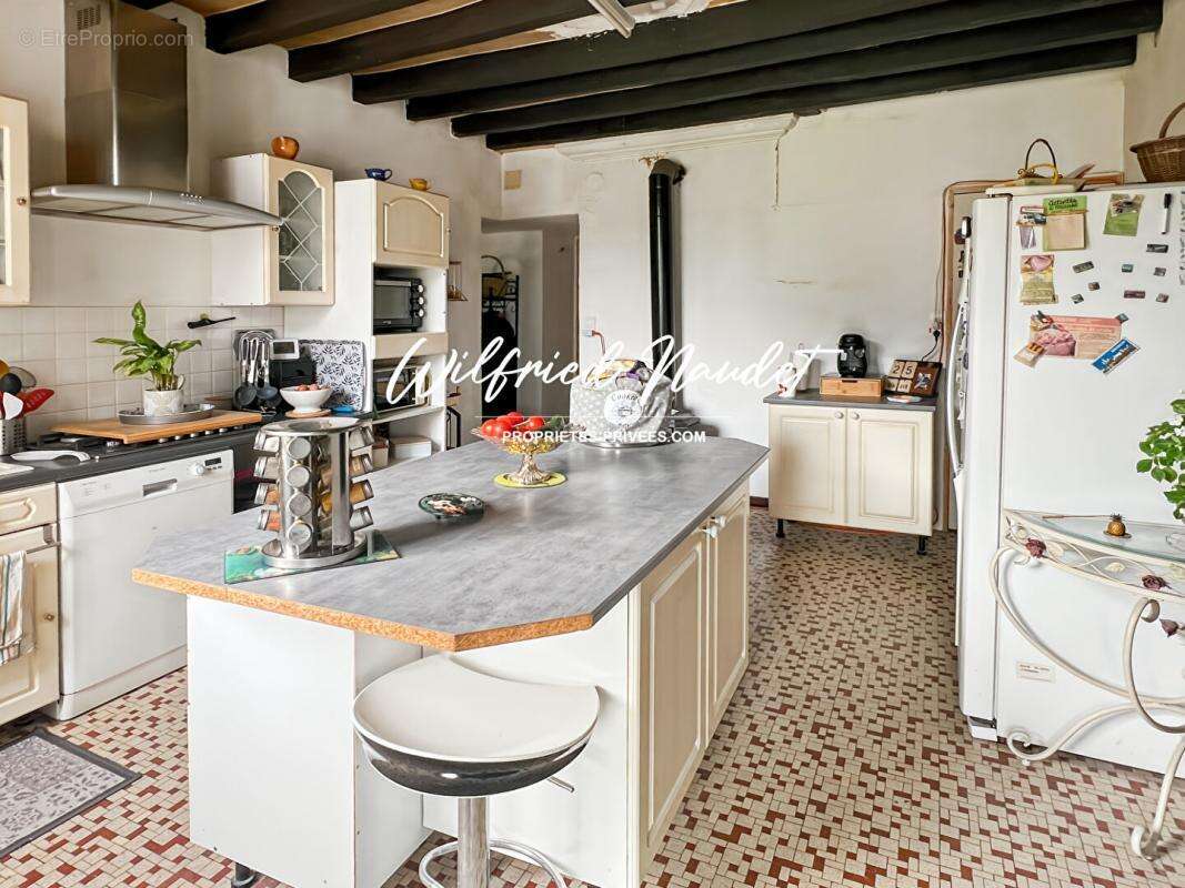 Maison à RUILLE-SUR-LOIR