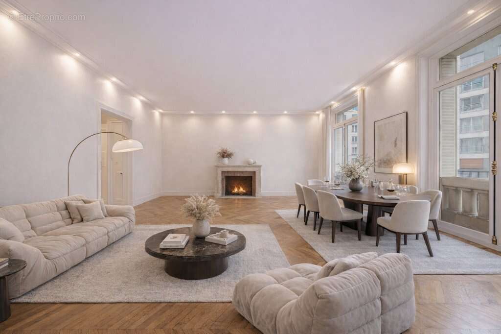Appartement à PARIS-16E
