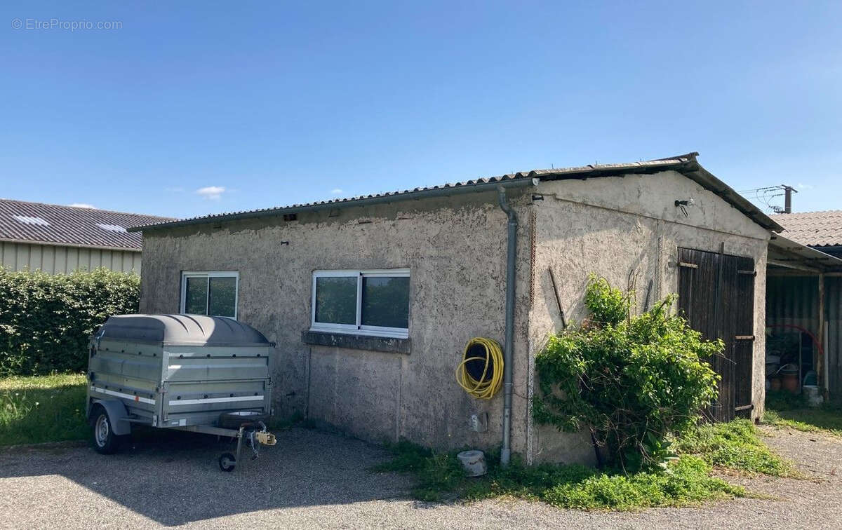 Maison à SERRES-CASTET