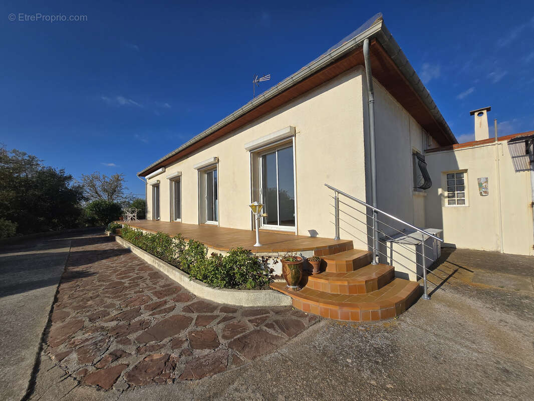 Maison à CASTELNAU-DE-GUERS