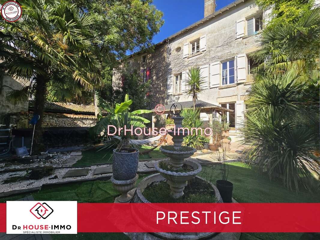 Maison 465 m² à La Mothe-Saint-Heray  - photo 55