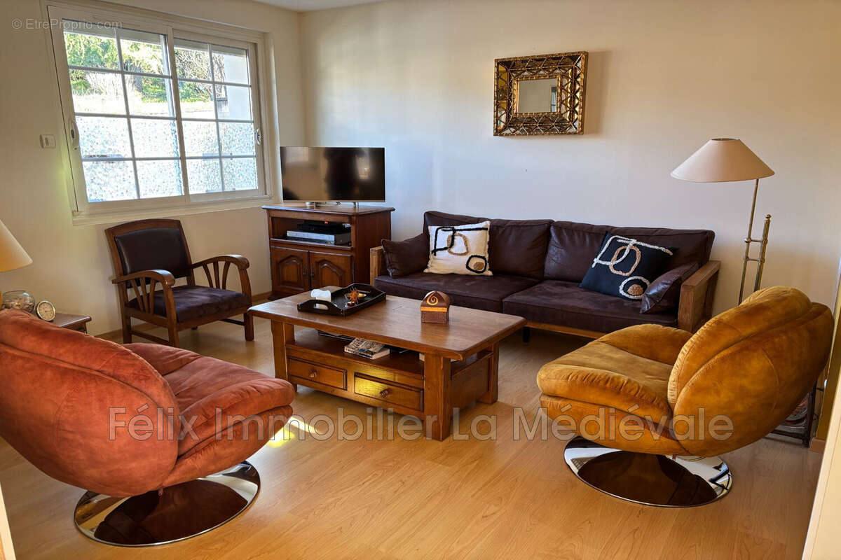 Maison à SARLAT-LA-CANEDA