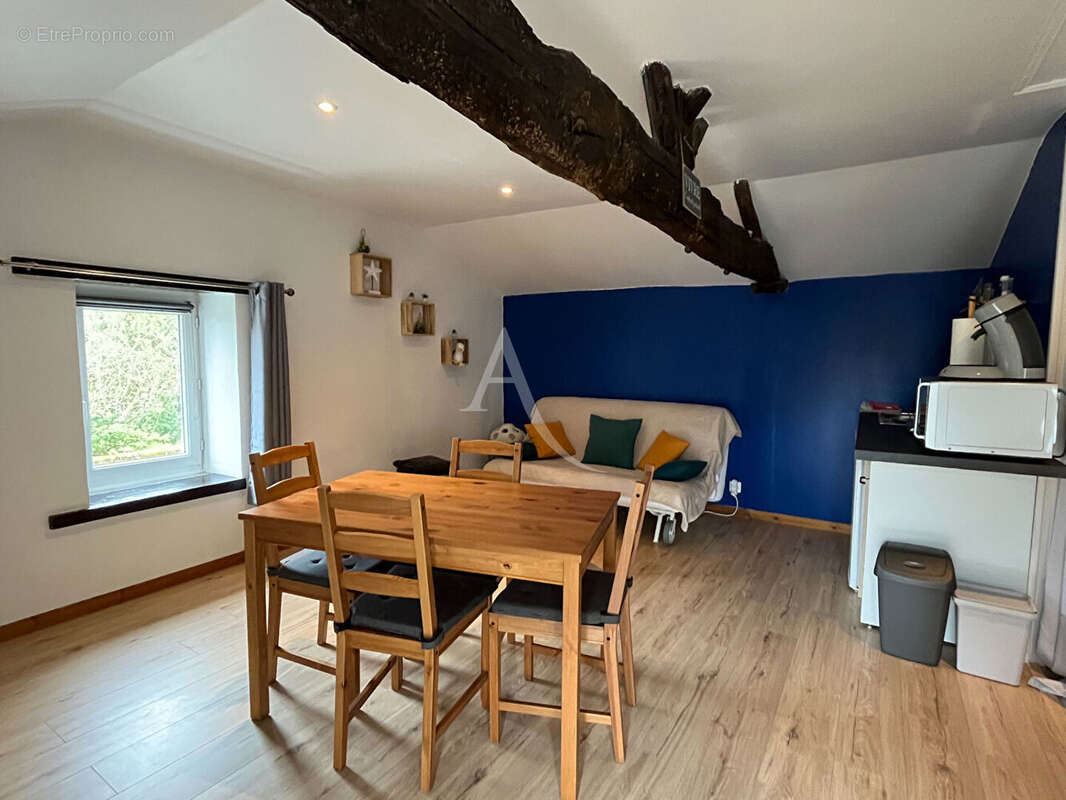 Maison à MOUTIERS-LES-MAUXFAITS