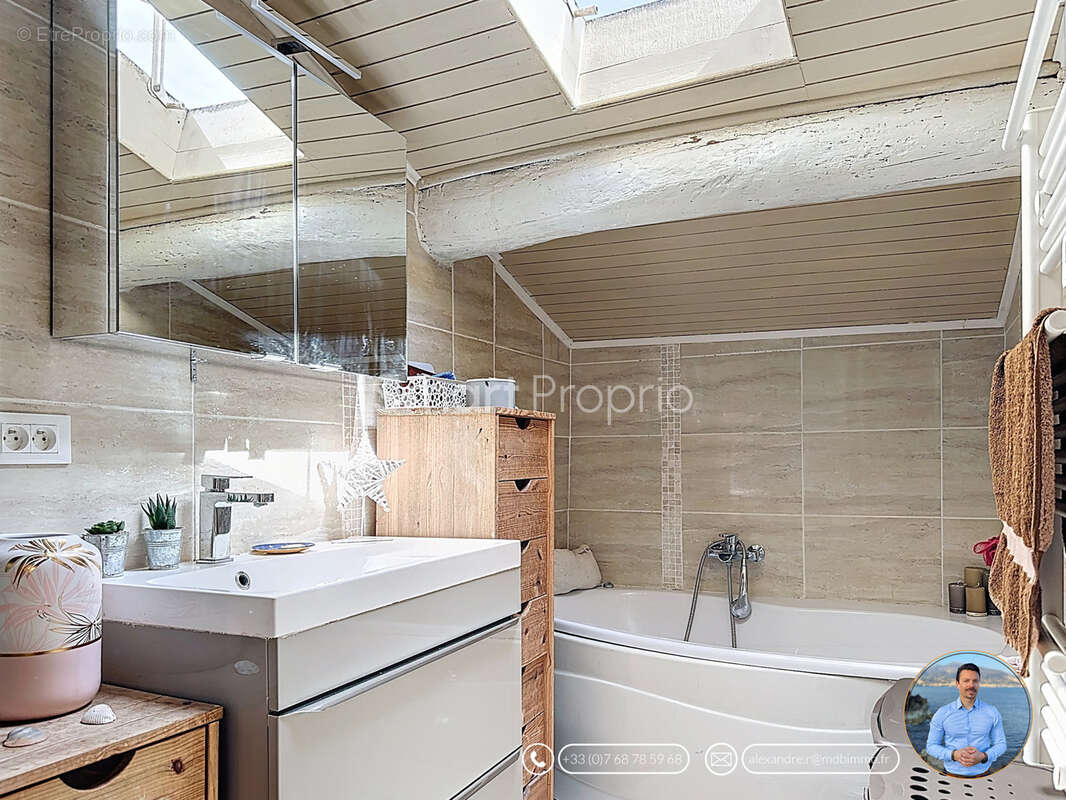 Appartement à CASTELLAR