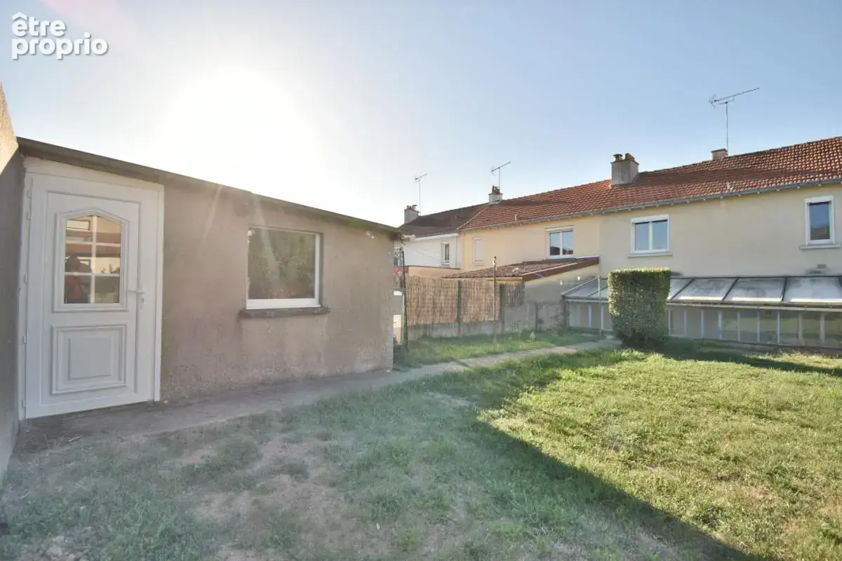 Maison 5 pièces 82 m² à vendre à Cholet (49300) - photo 4
