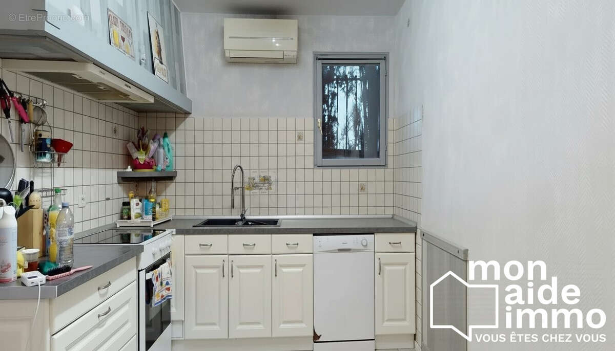 Maison à SAINT-QUENTIN-DE-BARON