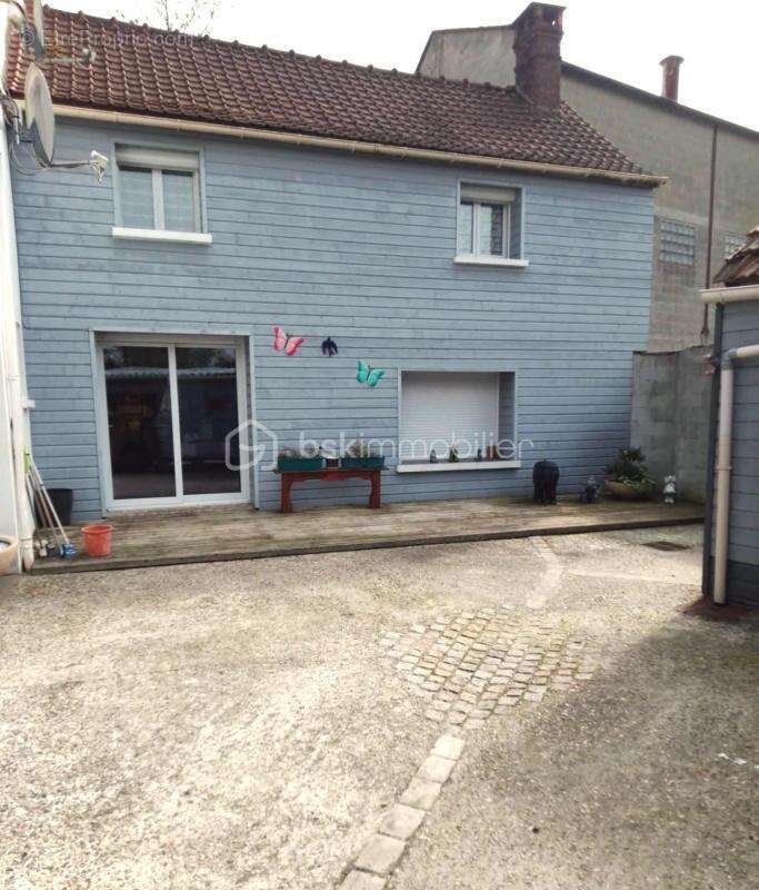 Maison à BOUTTENCOURT