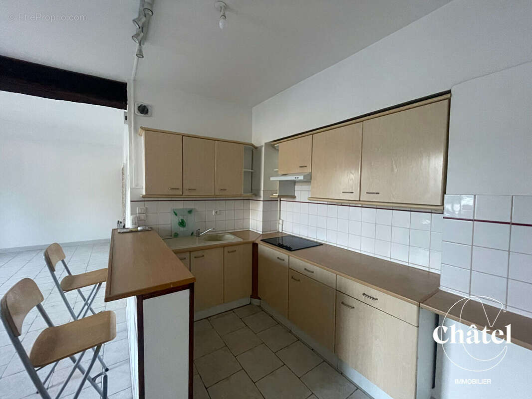 Appartement à LA CHAPELLE-EN-SERVAL