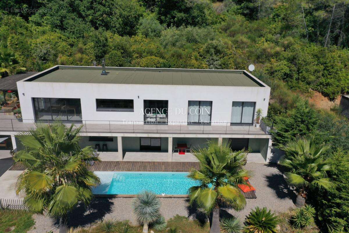 Maison à DRAGUIGNAN