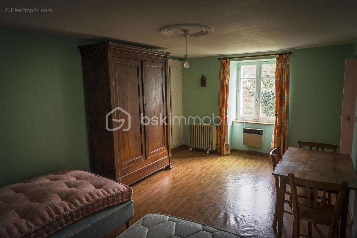 Maison à BLOT-L'EGLISE