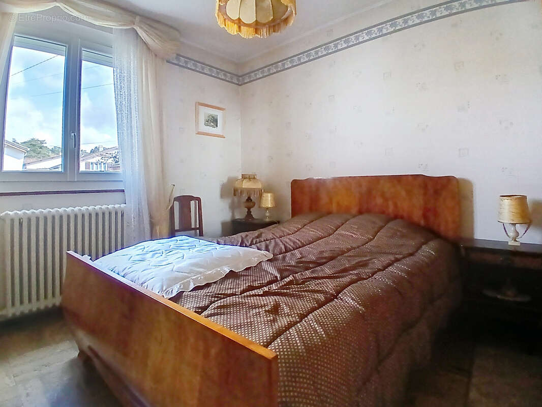 Maison à GRAND-CHARMONT