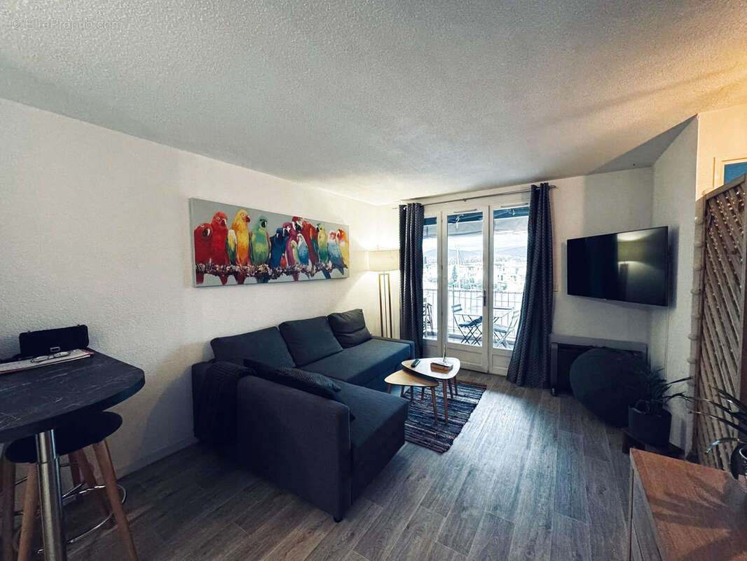 Appartement à COGOLIN