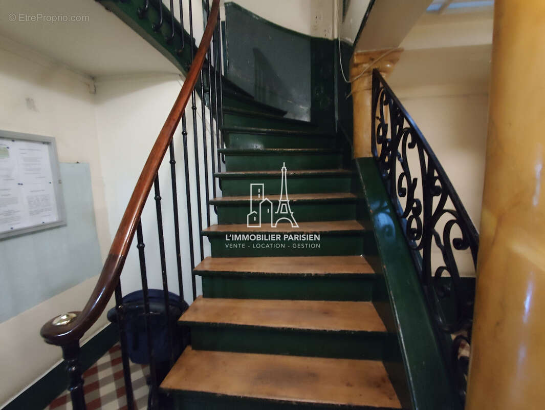 Appartement à PARIS-17E