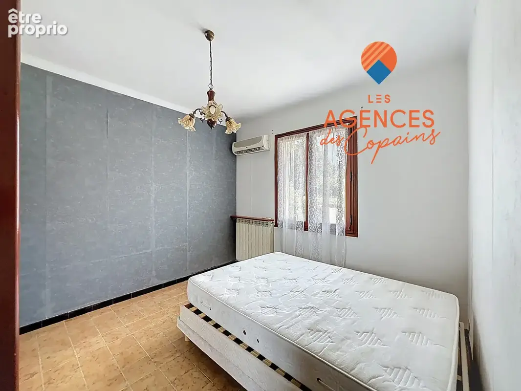 La seyne / limite six-fours saint jean, villa t5 avec 1500m2 de terrain, proche commodites - photo 9