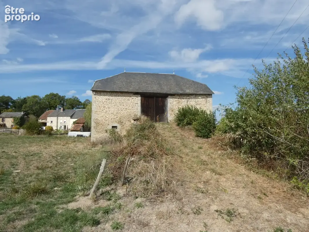 Maison 1 pièce 262 m² à vendre à Cressat (23140) - photo 2