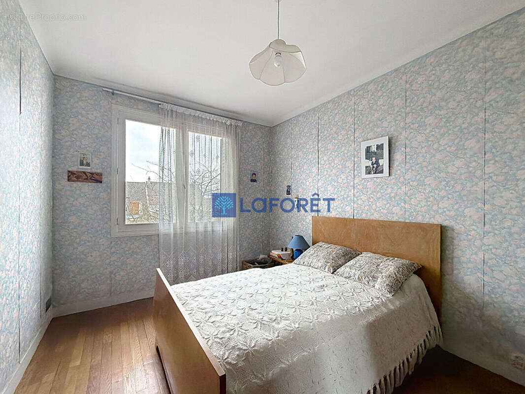 Maison à SAVIGNY-SUR-ORGE