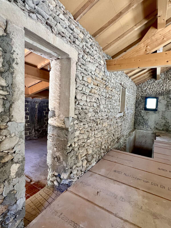 Maison à VISAN