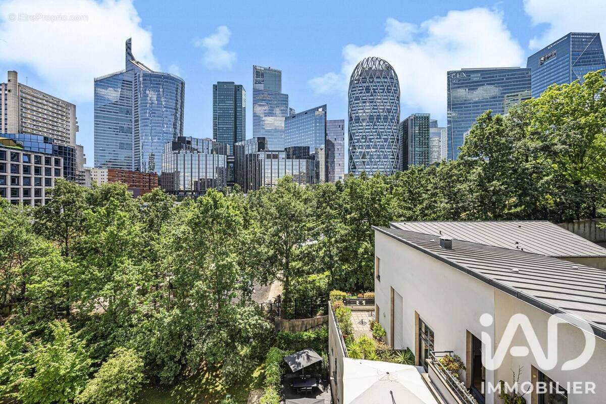 Photo 1 - Appartement à COURBEVOIE