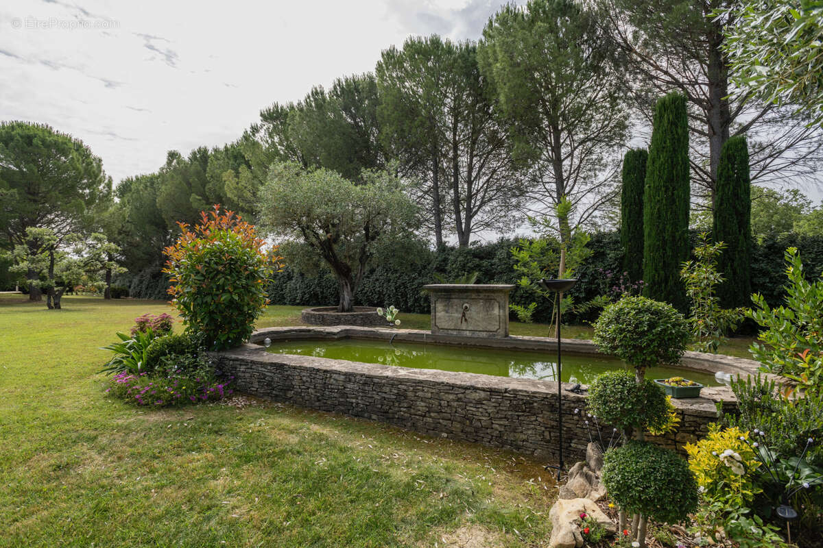 Maison à VAISON-LA-ROMAINE