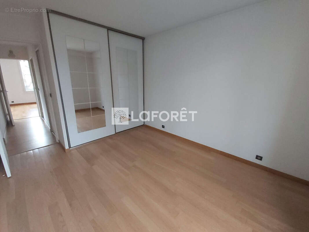 Appartement à LE RAINCY
