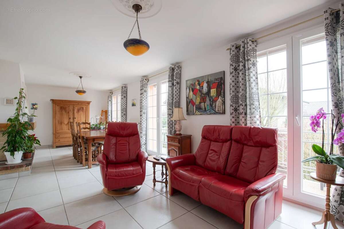 Maison 200 m² à Champenoux  - photo 2