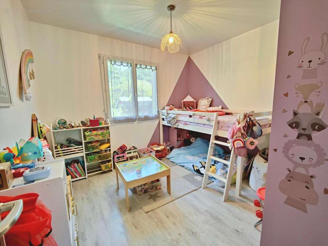 Maison 90 m² à La Sauve  - photo 6