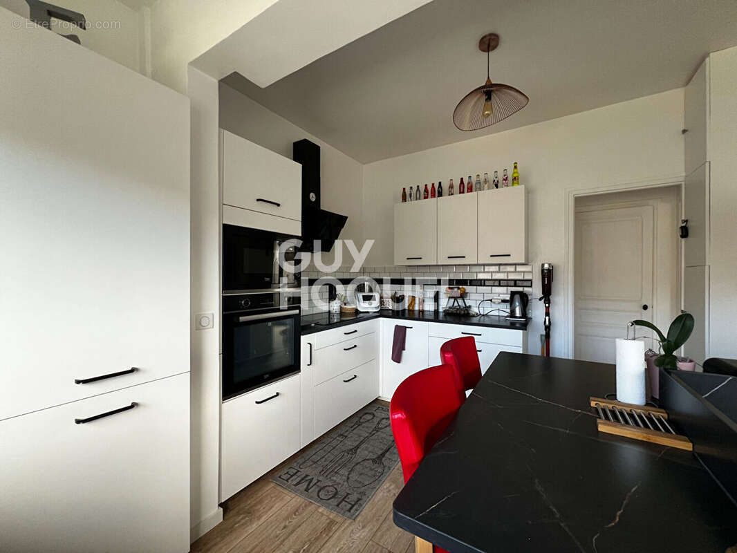 Maison à CHAMPS-SUR-MARNE