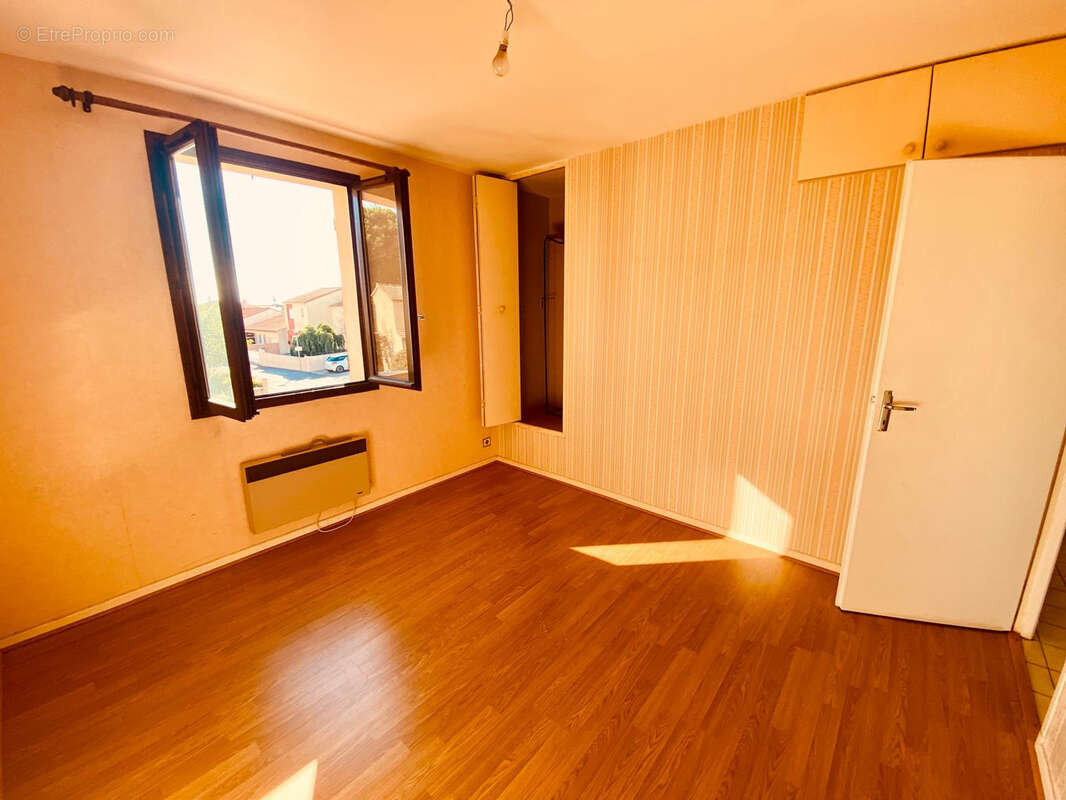 Maison à VILLENEUVE-DE-LA-RAHO