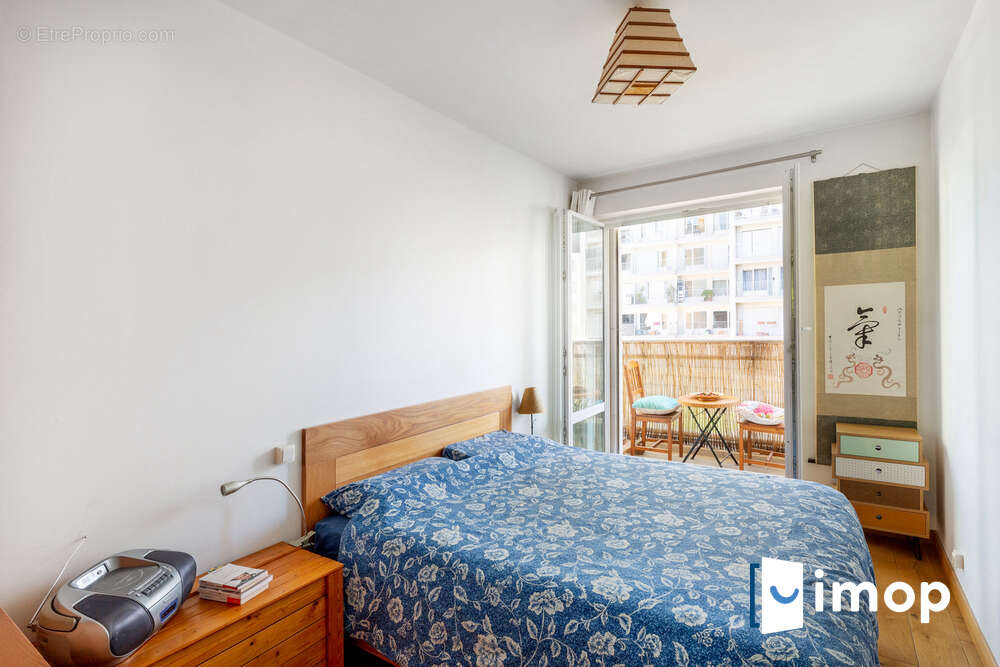 Appartement à PARIS-19E