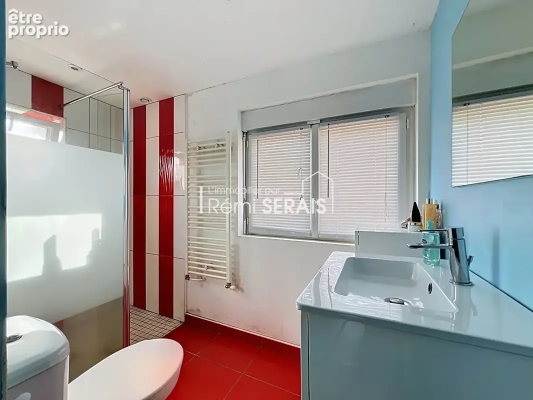 Maison lumineuse avec jardin clos, dépendances et grenier aménageable à Saint-Pierre-du-Regard - photo 17