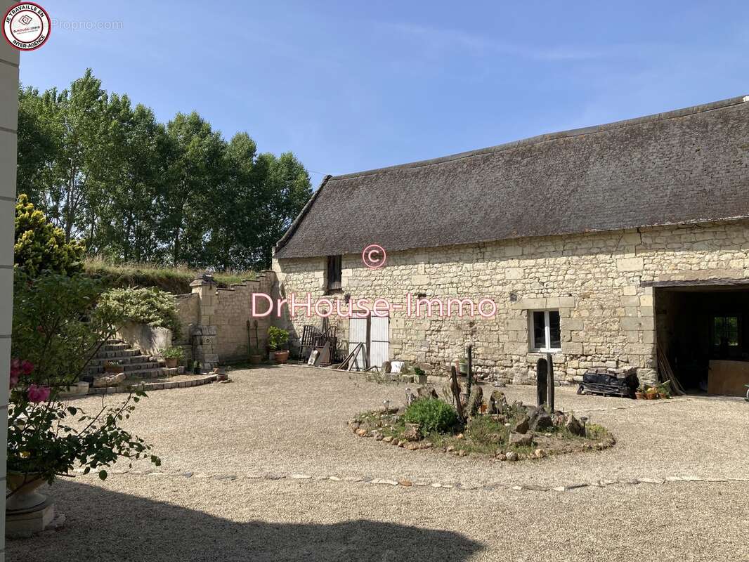 Maison à LA CHAPELLE-SUR-LOIRE