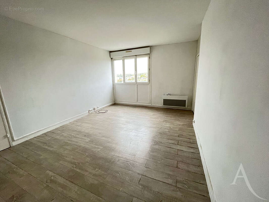 Appartement à MANTES-LA-VILLE