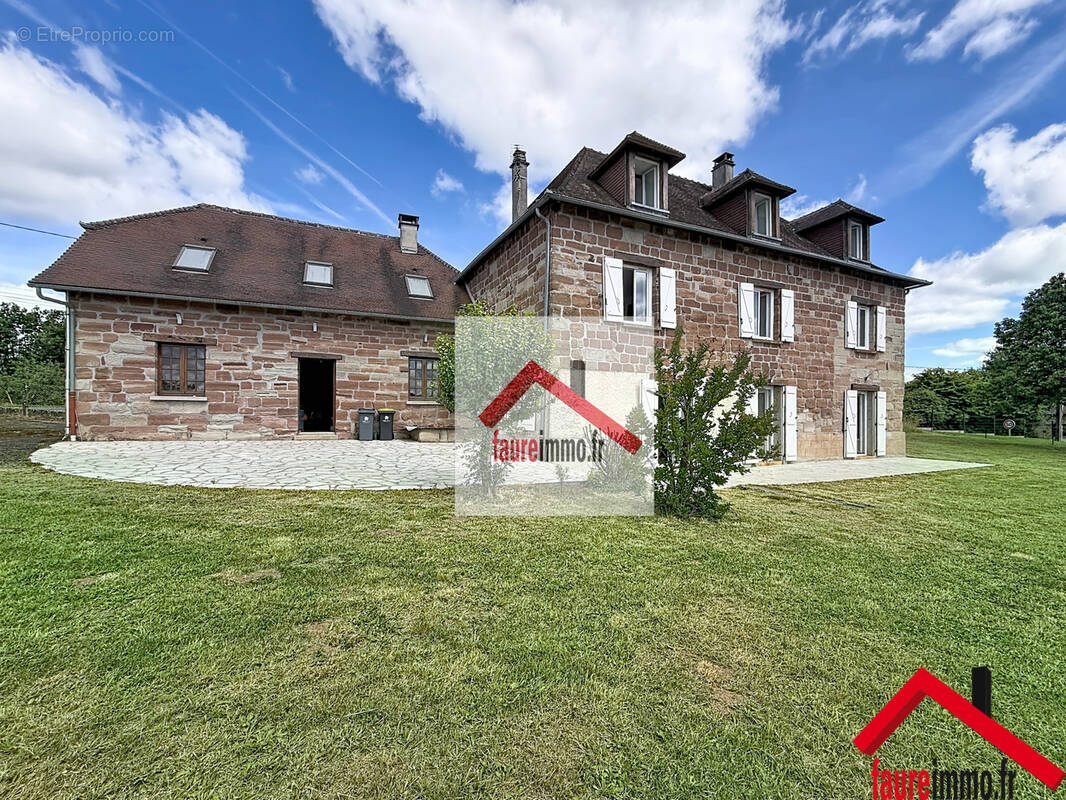Maison à SAINT-AULAIRE