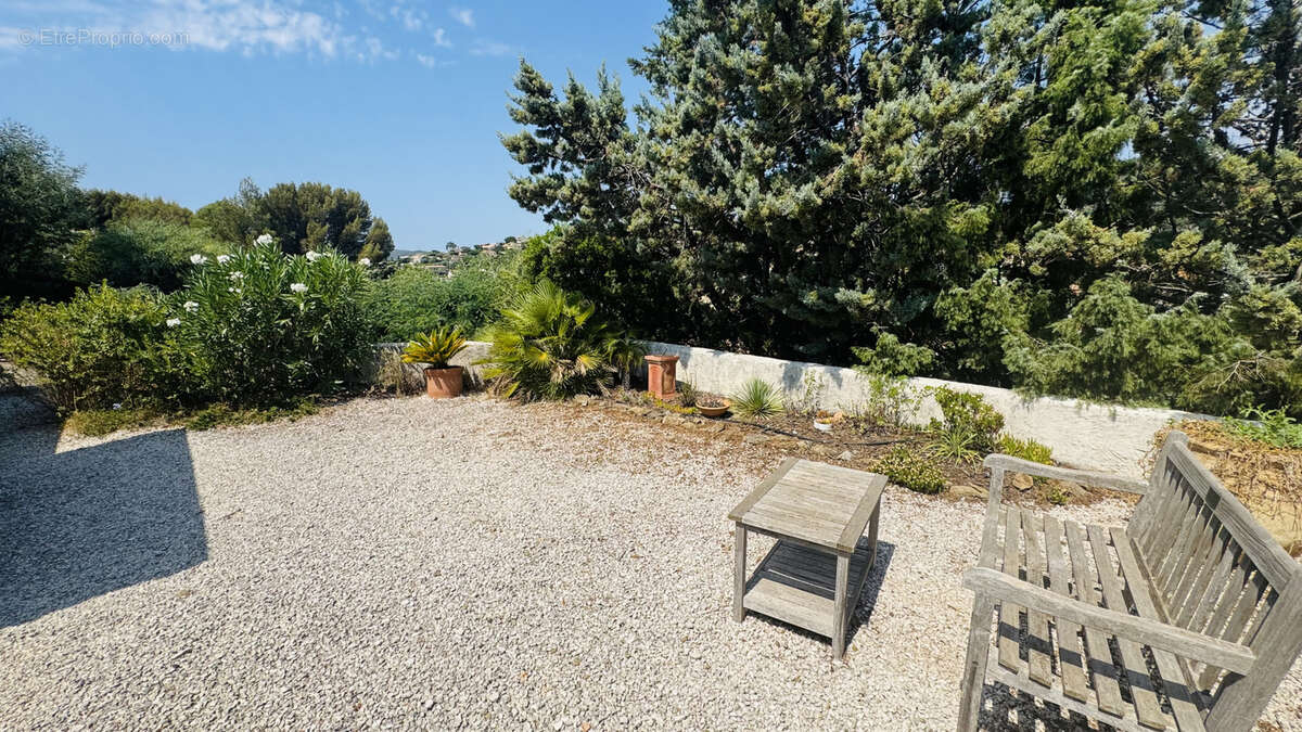 Coup de cœur à Bormes-les-Mimosas   Maison T4 avec vue sur les collines - photo 11