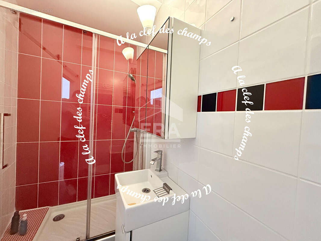 Maison à VILLIERS-LE-BACLE