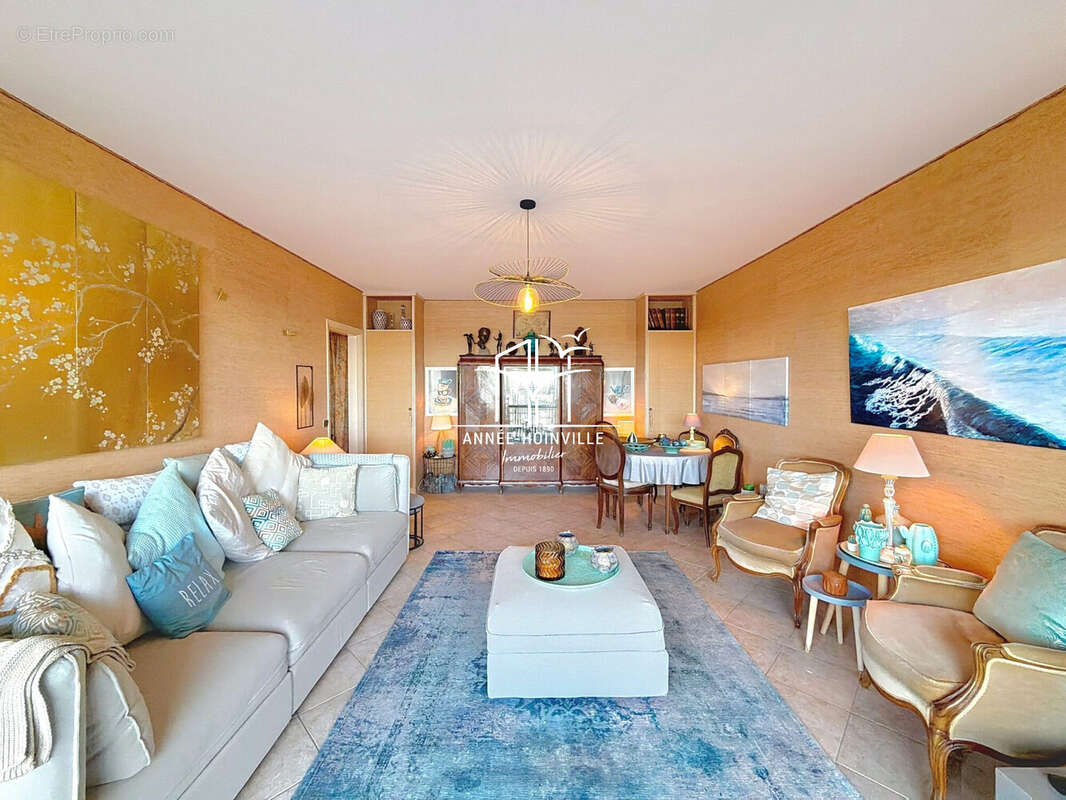 Appartement à DEAUVILLE