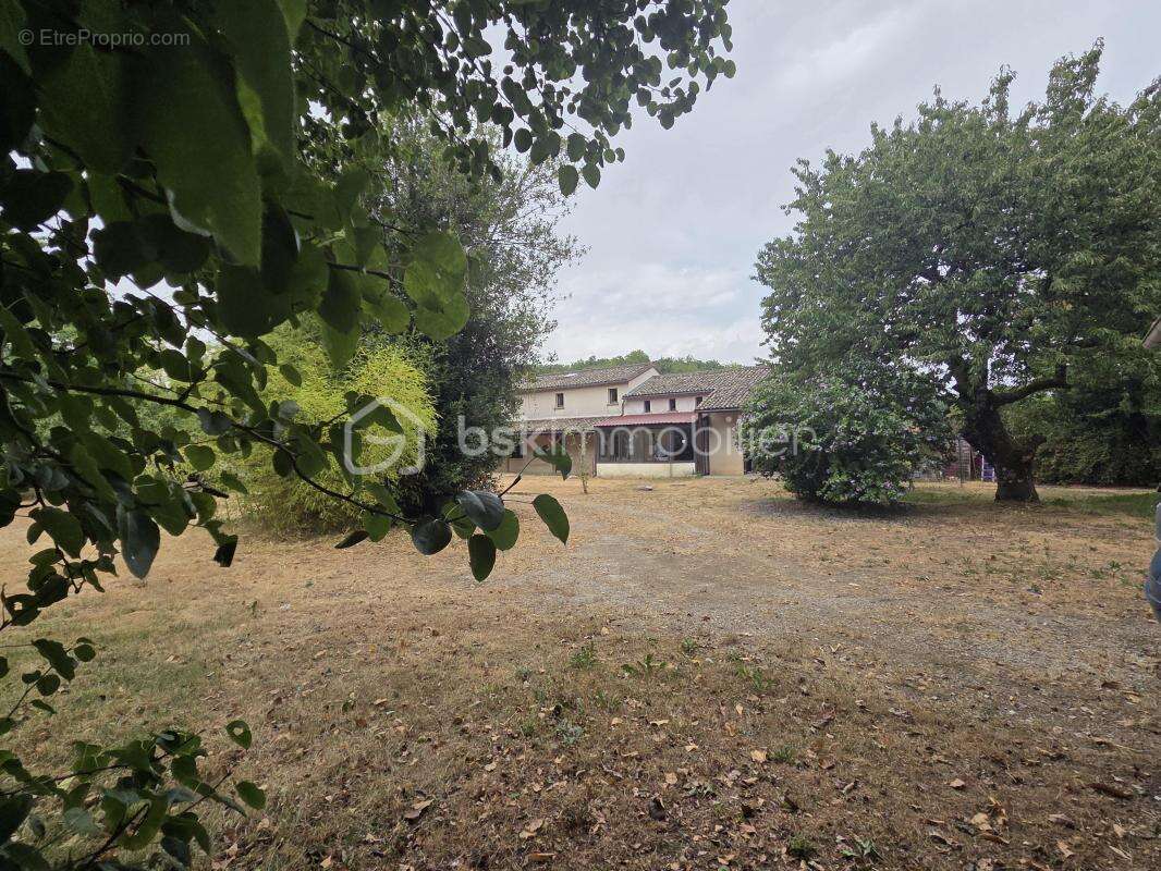 Maison familiale 5 chambres dans un environnement paisible - photo 28