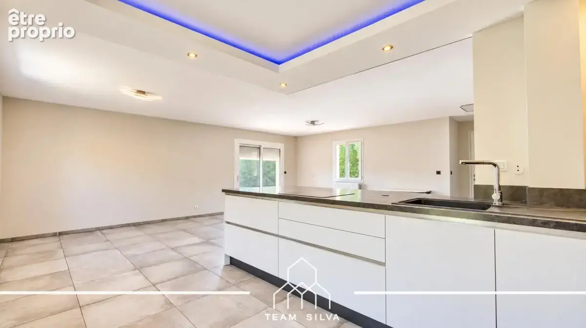 Maison 5 pièces 105 m² à vendre à Vonnas (01540) - photo 7