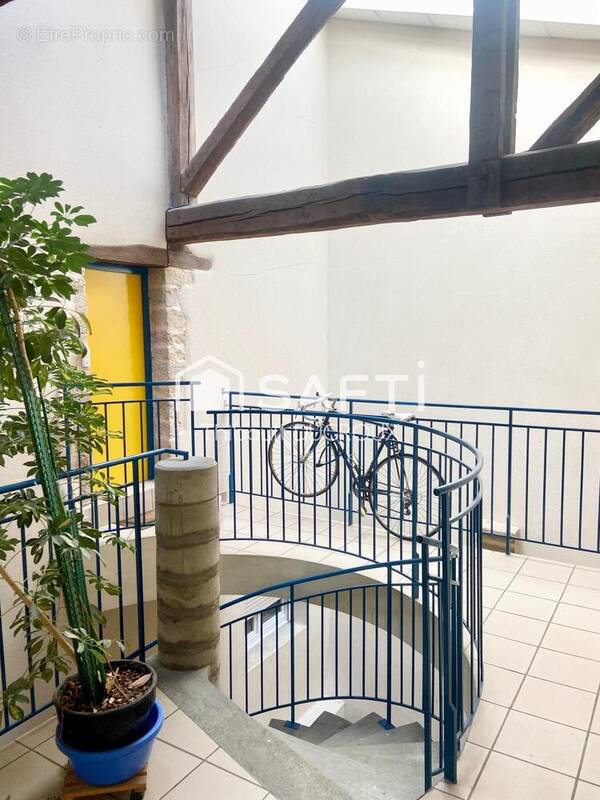 Photo 1 - Appartement à CHAROLLES