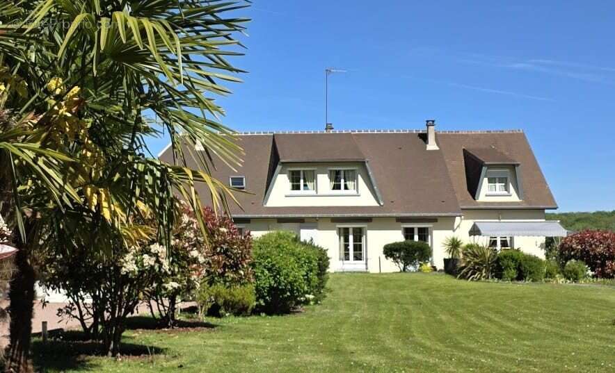 Maison à COMPIEGNE