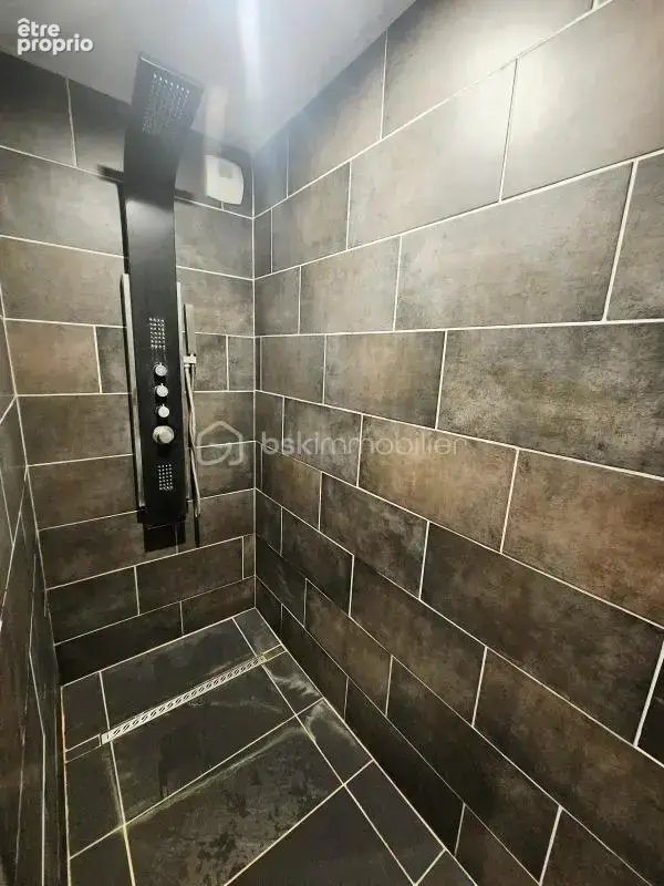 COUP DE CŒUR – Longère rénovée, 5 chambres, grange et 2 000 m² de terrain près de Redon - photo 12