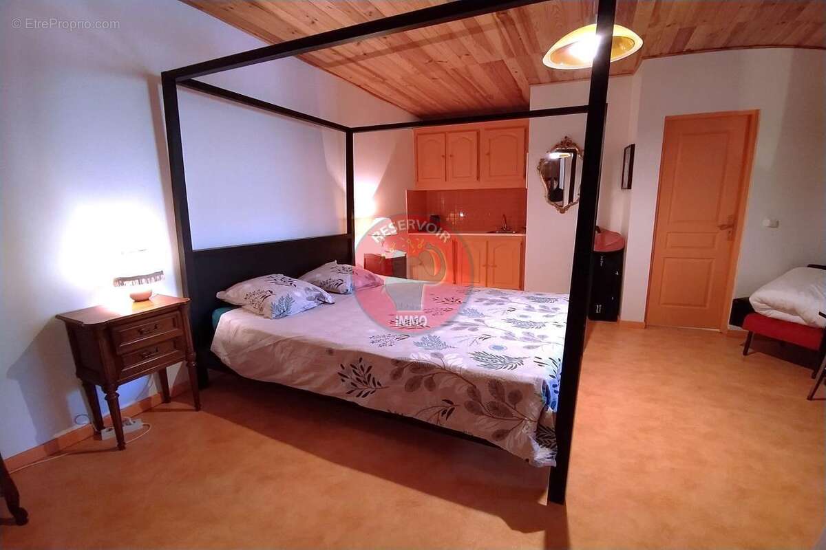 Maison à AISY-SUR-ARMANCON