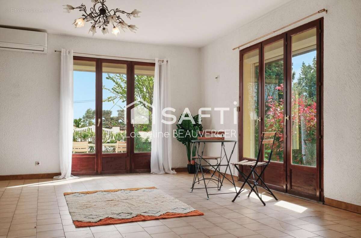 Photo 8 - Maison à LA LONDE-LES-MAURES
