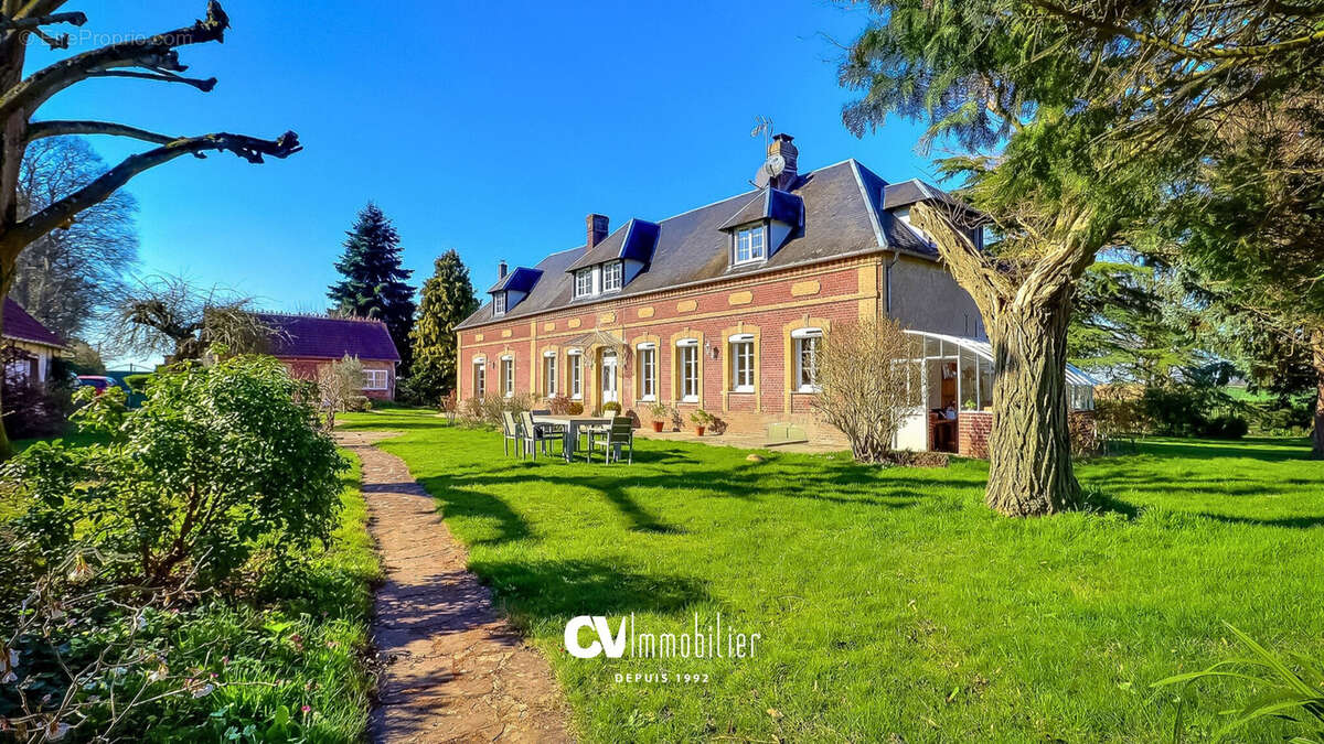 Maison à AILLY