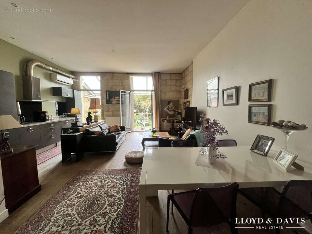 Appartement à BORDEAUX